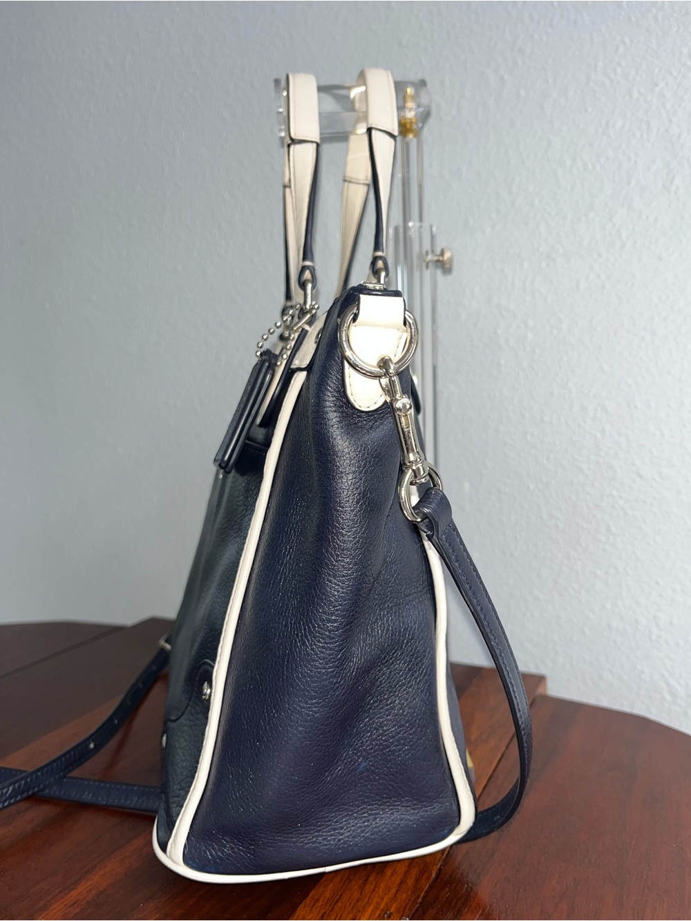 Coach Mickie Spectator Leather Satchel Tote in Chalk/Navy F37679 EUC - Picture 10 of 13
